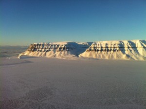 91057_900
